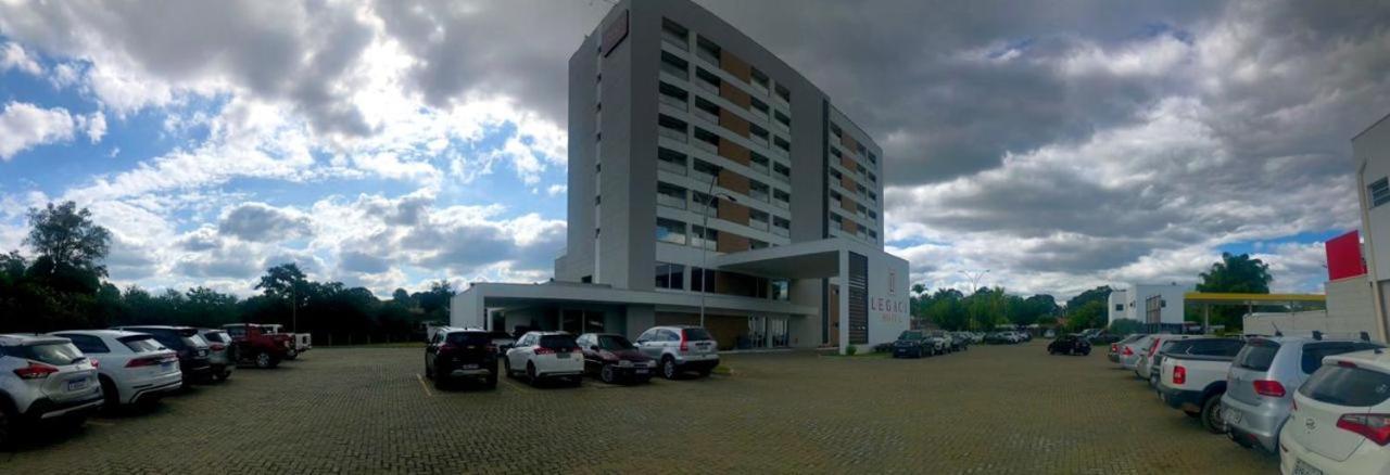 Legacy Hotel Guaratingueta - Ao Lado De Aparecida -Sp Exteriér fotografie